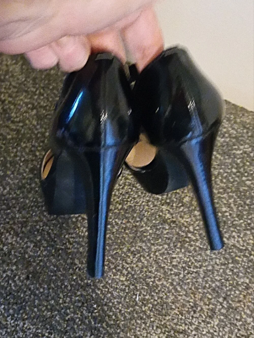 MICHAEL Michael Kors Black Patent Open-Toe Ankle-Strap Heels Size 6